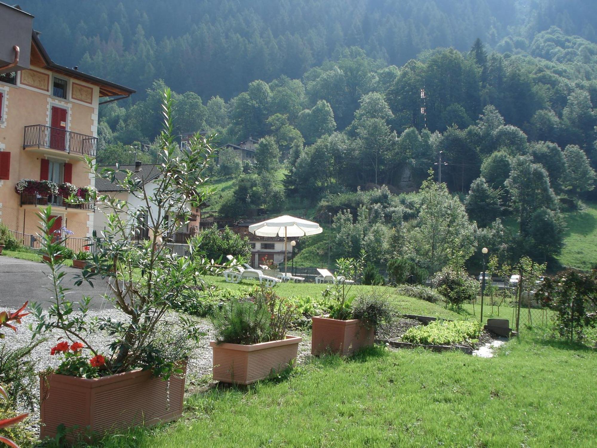 Hotel Pedretti Branzi Kültér fotó