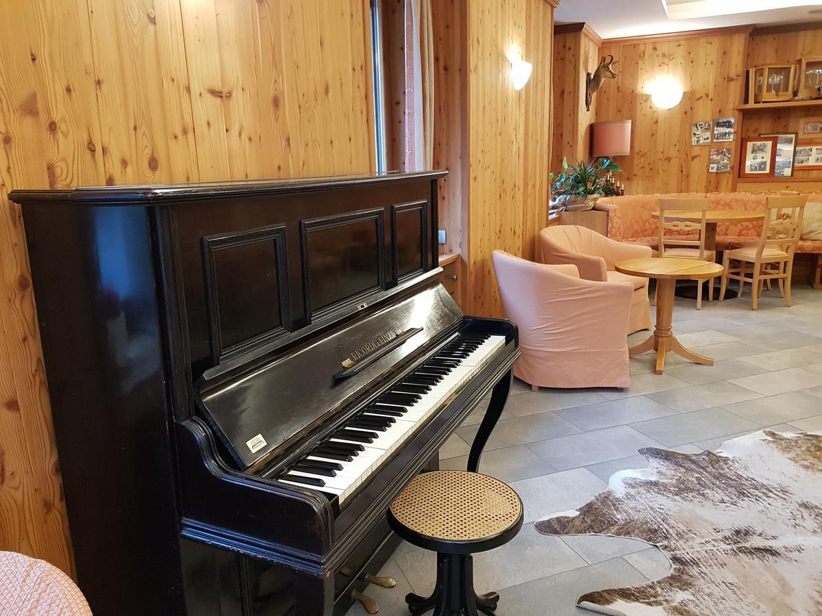 Hotel Pedretti Branzi Kültér fotó